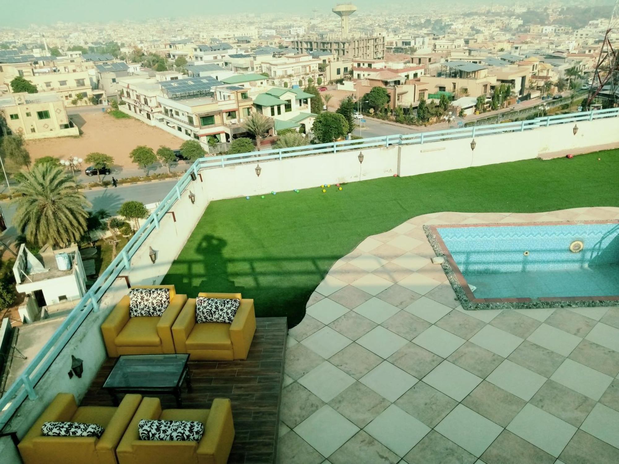 Comfortable Rental Apartments In Bahria Town Равалпинди Екстериор снимка